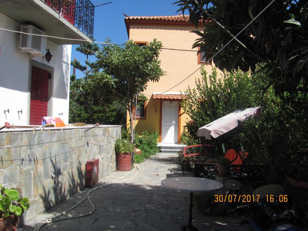 Ενοικιαζόμενα δωμάτια Μαγδαληνή Άναξος Εξωτερικό φωτογραφία